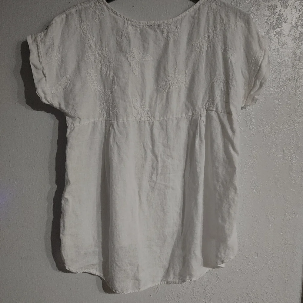 Linen Embroidered Blouse - Picture 2 of 5